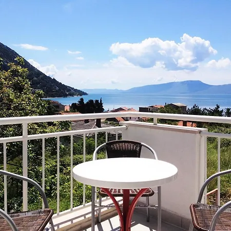 Dubravka Apartment Gradac (Split-Dalmatia)