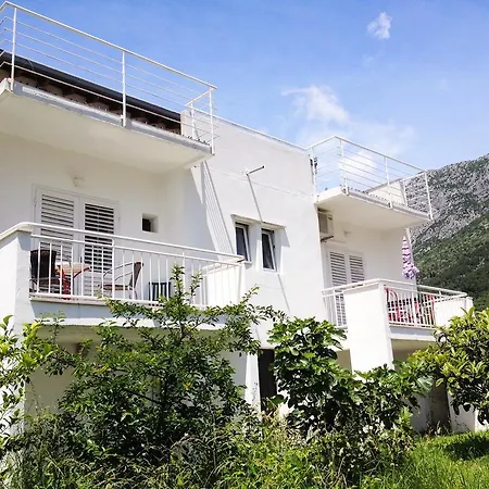 Dubravka Gradac (Split-Dalmatia)